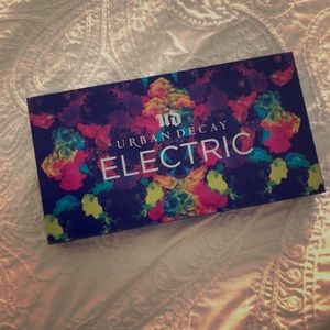 Urban Decay Electric palette